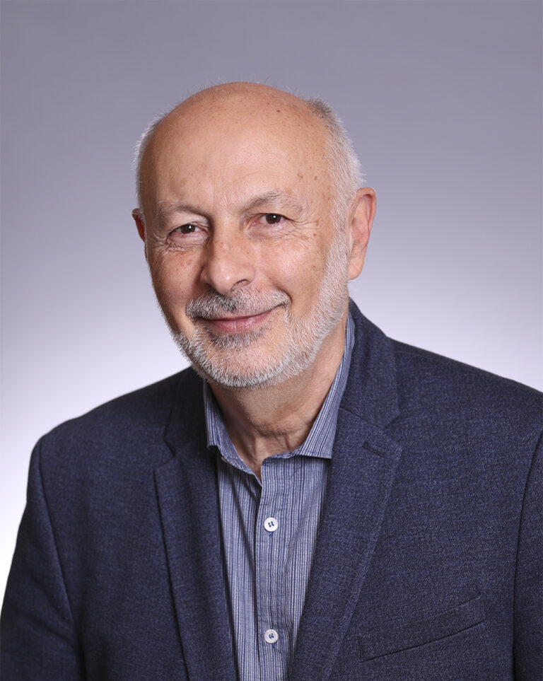 Yezid-sayigh-CEIP-00775 (1)